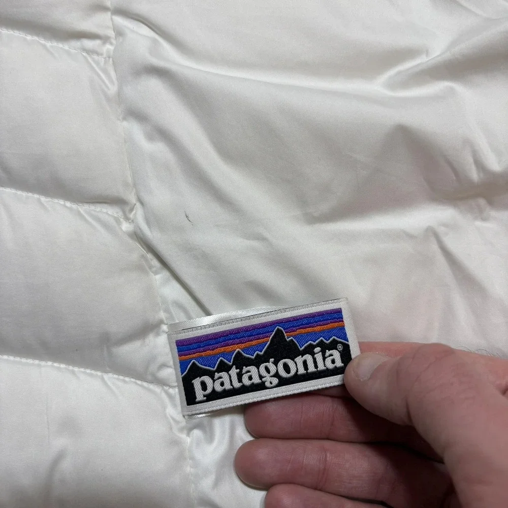 Patagonia Puffer Vest Girls XL 14 White Down Quilted Insulated Zip Pockets Warm
